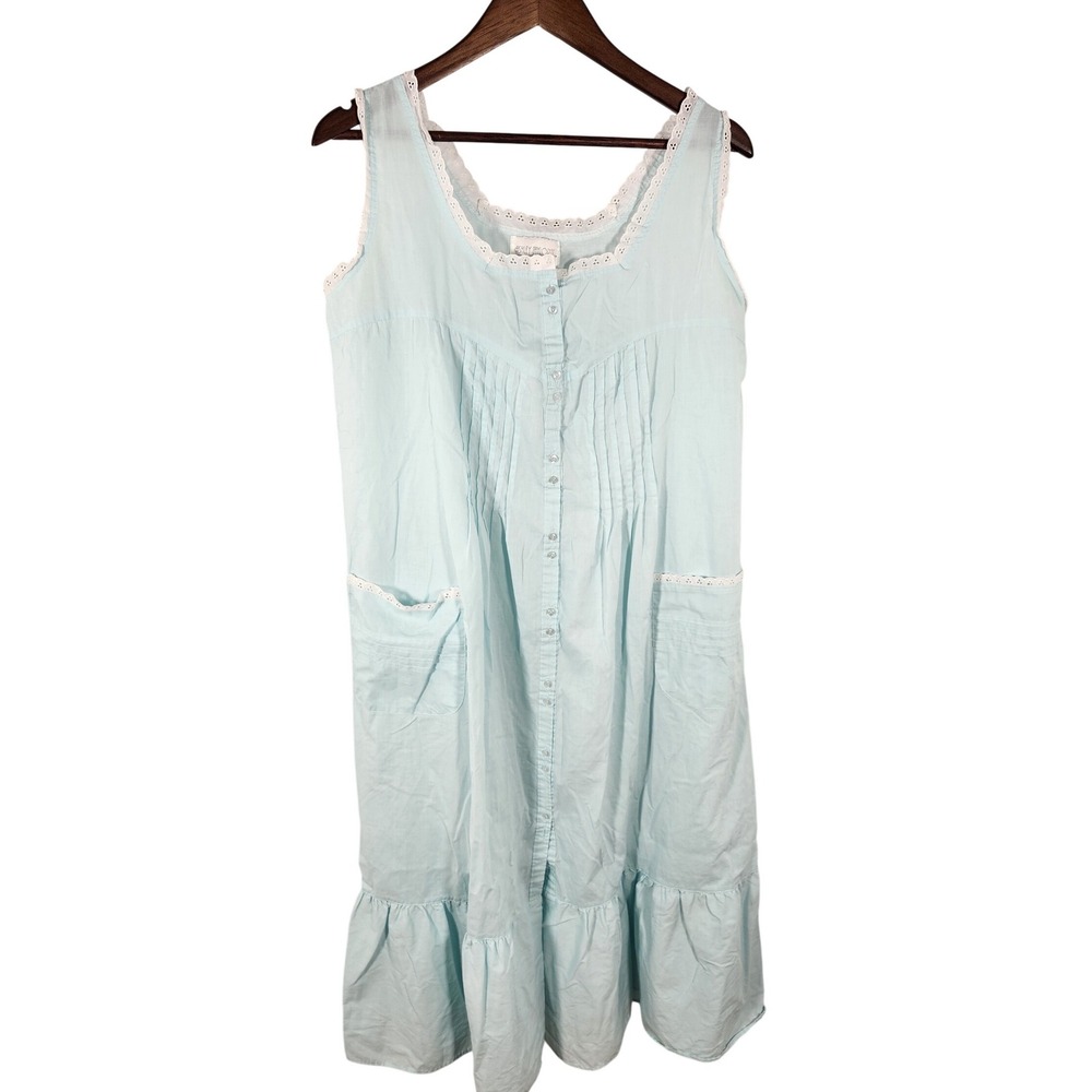 VTG 1970s Ashley Taylor II Baby Blue Lace Trim Pleated Nightgown Sz Medium